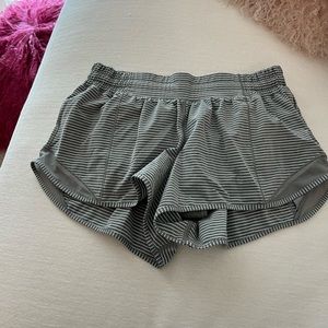 Lululemon Hotty hot short